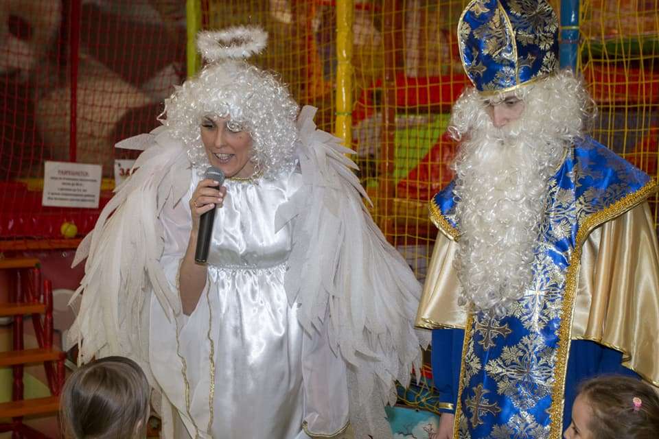 Пригласить Святого Николая и ангела